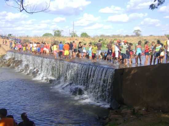 PASSAGEM MOLHADA DO JUNCO, POR JOS FERREIRA NETO - CONCEIO DO CANIND - PI