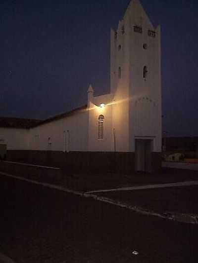 VISTA NOTURNA DA IGREJA MATRIZ-FOTO:EDVARTON  - DOM EXPEDITO LOPES - PI