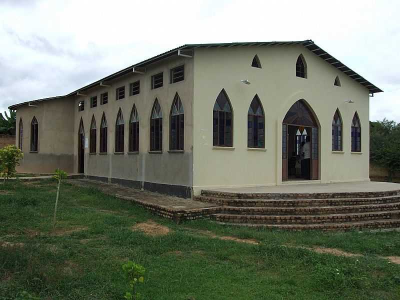 FLORIANO-PI-IGREJA DE SO RAIMUNDO NONATO-BAIRRO IRAPU-FOTO:WALTERFMOTA - FLORIANO - PI