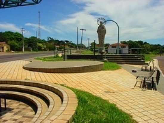 MONUMENTO  SO PEDRO-FOTO:AGAMENON PEDROSA - FLORIANO - PI