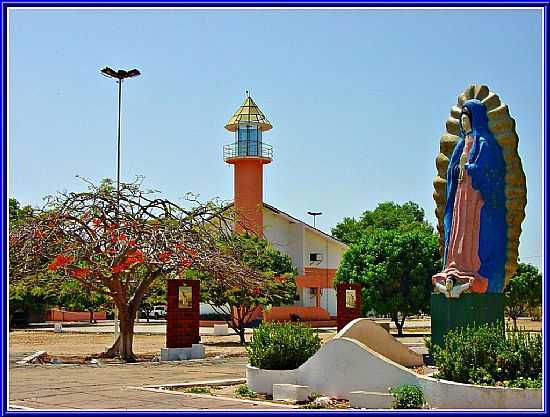 GUADALUPE-PI-O FAROL E A IMAGEM DE N.SRA.DE GUADALUPE-FOTO:AGAMENON PEDROSA RIBEIRO - GUADALUPE - PI