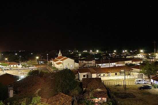 REA CENTRAL VISTA NOTURNA-FOTO:JULIO CESAR C. COSTA - ILHA GRANDE - PI