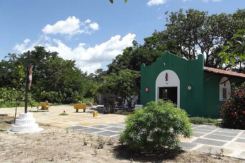 JOS DE FREITAS-PI-GRUTA DE N.SRA.DO CARMO NO POVOADO VASSOURA-FOTO:FLVIO MORAIS - JOS DE FREITAS - PI