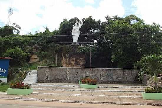 MONUMENTO  N.SRA.DO CARMO[ESCULTOR JOO OLIVEIRA]EM JOS DE FREITAS-PI-FOTO:FLVIO MORAIS - JOS DE FREITAS - PI