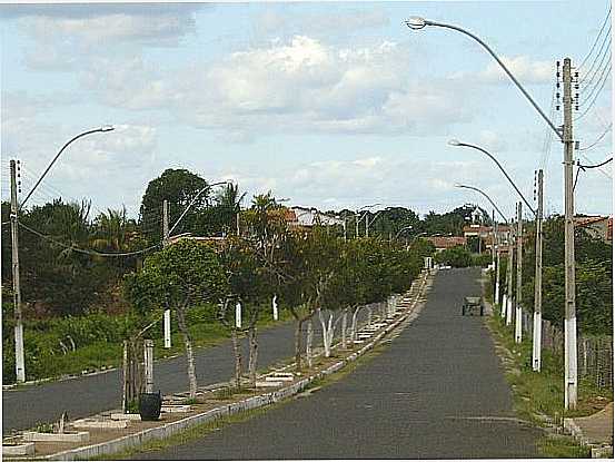 LUZILNDIA-PI-AVENIDA DE ACESSO-FOTO:HILDENGARD MENESES C - LUZILNDIA - PI