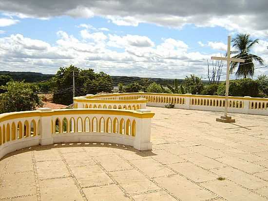 LUZILNDIA-PI-TERRAO DA MATRIZ DE  SANTA LUZIA-FOTO:HILDENGARD MENESES C - LUZILNDIA - PI