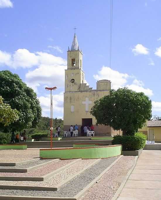 IGREJA MATRIZ DE SO VICENTE DE PAULO-FOTO:IGOR ESCRCIO - NOVO ORIENTE DO PIAU - PI