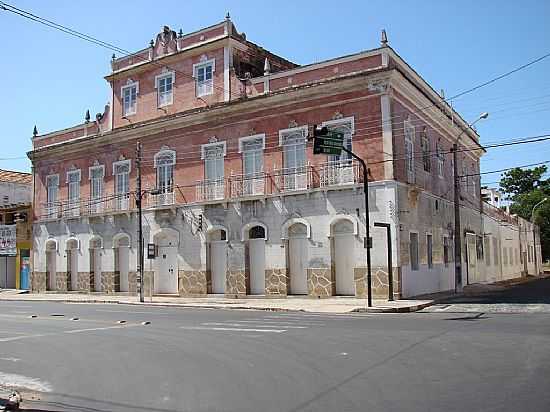 PARNABA-PI-CASA INGLESA NO CENTRO DA CIDADE-FOTO:EDILSON MORAIS BRITO - PARNABA - PI