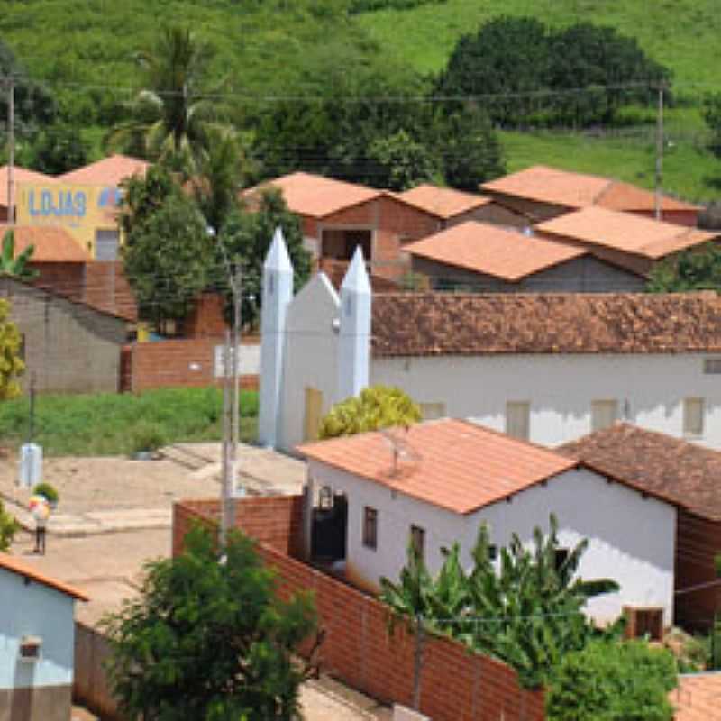 PEDRO LAURENTINO-PI-VISTA DA IGREJA NO CENTRO-FOTO:WWW.PORTALSANJOANENSE.COM.BR - PEDRO LAURENTINO - PI