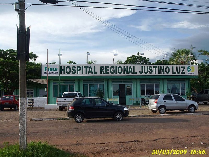 PICOS-PI-HOSPITAL REGIONAL JUSTINO LUZ-FOTO:WLUIZ - PICOS - PI