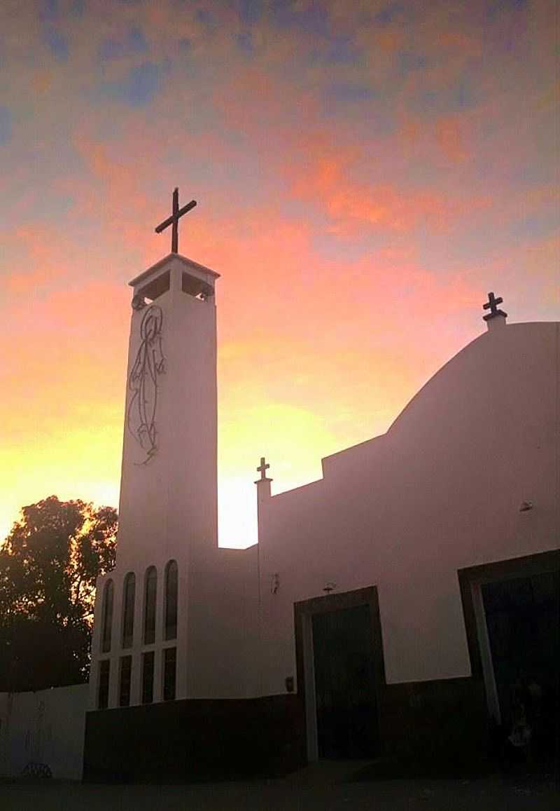 REDENO DO GURGUIA-PI-MATRIZ DO SENHOR BOM JESUS DA LAPA-FOTO:MICHAEL FERNANDES-FACEBOOK - REDENO DO GURGUIA - PI