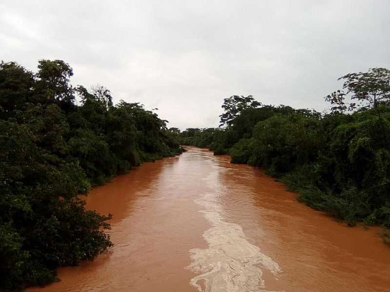 REDENO DO GURGUIA-PI-RIO GURGUIA-FOTO:FACEBOOK - REDENO DO GURGUIA - PI