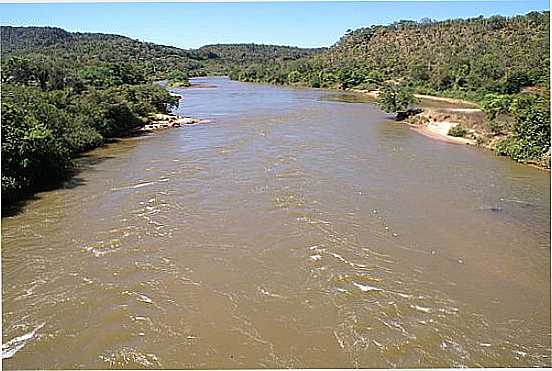 RIO PARNABA FOTO POR WWW.FAZENDASPIAUI.CO - RIBEIRO GONALVES - PI