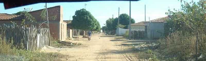 SO BRAZ DO PIAU-PI-RUA DA CIDADE-FOTO:BRASIL.WIKIMAPAS.NET - SO BRAZ DO PIAU - PI