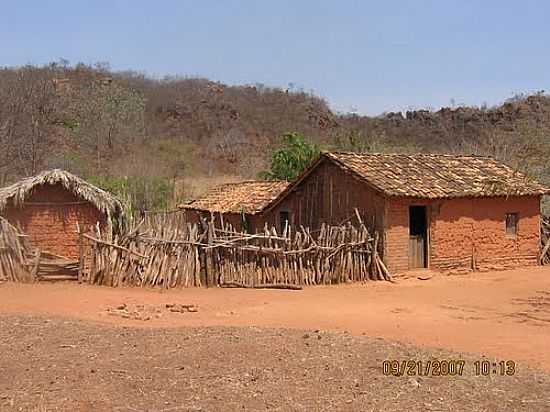 CASAS DE TAIPA EM SO GONALO DO GURGUIA-FOTO:WALTER WAGNER DF - SO GONALO DO GURGUIA - PI