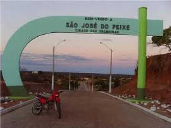 PRTICO DE ENTRADA-FOTO:MAIS.UOL. - SO JOS DO PEIXE - PI