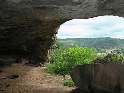 INTERIOR DA CAVERNA-FOTO:PEDRO.DEOLINO  - SO JOS DO PIAU - PI