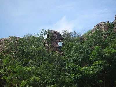 PEDRA DO CORAO-FOTO:PEDRO.DEOLINO  - SO JOS DO PIAU - PI