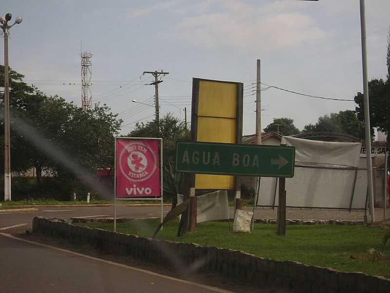 GUA BOA-PR-ENTRADA DO DISTRITO-FOTO:ITAMAURO1969 - GUA BOA - PR