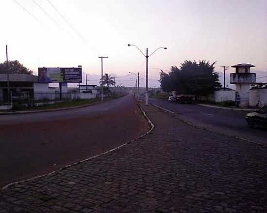 RODOVIA BA 400 EM ENTRE RIOS-FOTO:GENILSON DA SILVA SO - ENTRE RIOS - BA