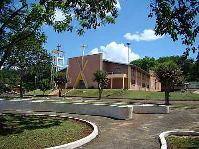 IGREJA N SRA SALETE POR IL SIKORA - ALTO ALEGRE DO IGUAU - PR