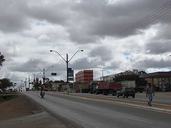 RODOVIA BR-116 EM EUCLIDES DA CUNHA-BA-FOTO:CARLOS AMORIM DIVULG - EUCLIDES DA CUNHA - BA