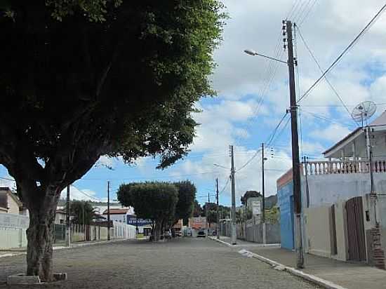 RUA OTVIO MANGABEIRA EM EUCLIDES DA CUNHA-BA-FOTO:CARLOS AMORIM DIVULG - EUCLIDES DA CUNHA - BA