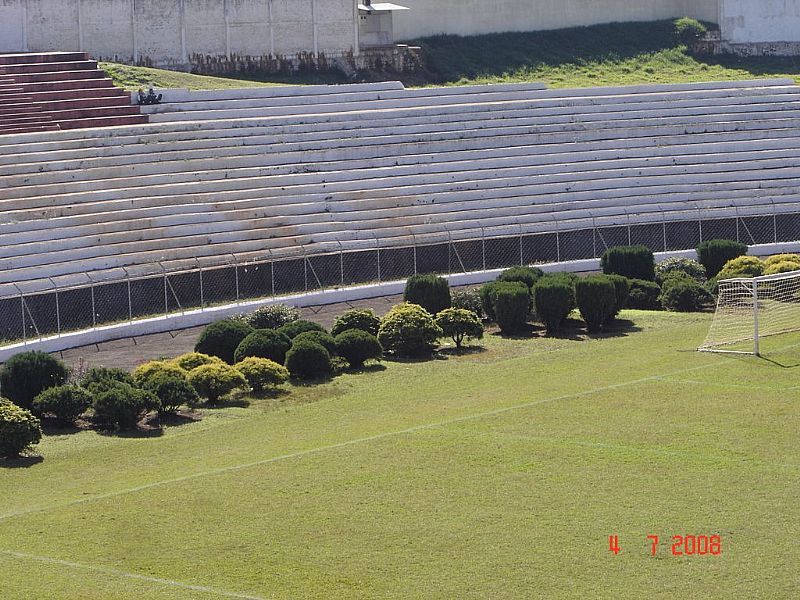 APUCARANA-PR-ESTDIO BOM JESUS DA LAPA-FOTO:ALUISIO RIBEIRO 2 - APUCARANA - PR