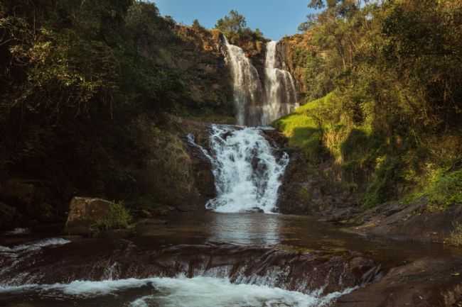 CACHEIRA DO TIGRINHO, POR COMTUR - ARAPOTI - PR