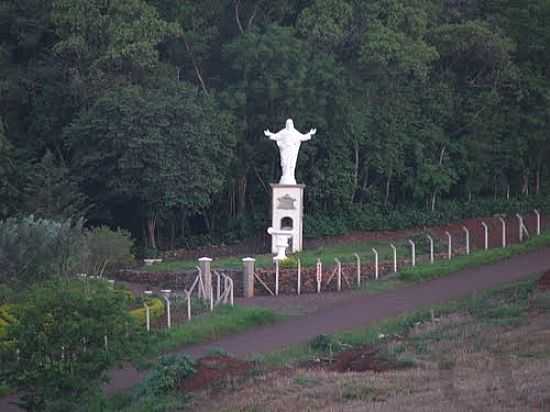 IMAGEM DE CRISTO EM ARIRANHA DO IVA-FOTO:ALDINEI - ARIRANHA DO IVA - PR