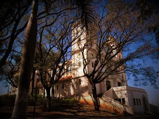 IGREJA MATRIZ, POR JORGE PIRES - ASSA - PR