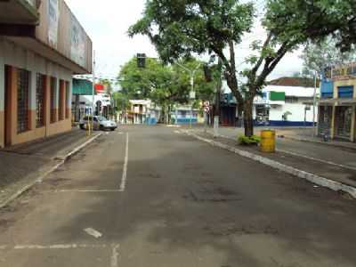 AV. MANOEL RIBAS, POR BAIANO PINTOR - ASTORGA - PR