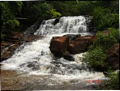 CACHOEIRA VU DA NOIVA, POR FERNANDO - ATALAIA - PR