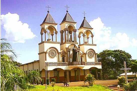 IGREJA DE SANTA RITA EM BARBOSA FERRAZ-FOTO:CLECIO SILVA - BARBOSA FERRAZ - PR