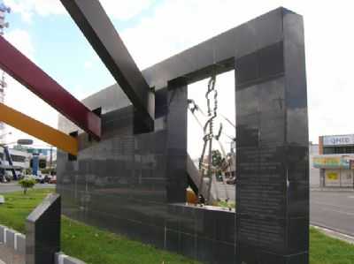 MONUMENTO  MARIA QUITRIA, POR ANTNIO DE MACDO - FEIRA DE SANTANA - BA