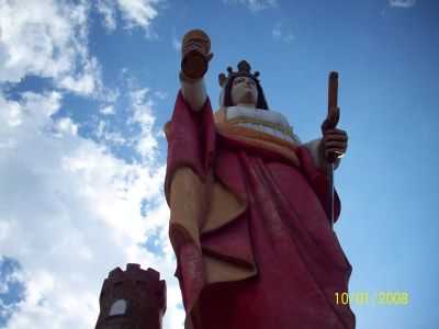 ESTTUA DE SANTA BRBARA BITURUNA, POR RICARDO - BITURUNA - PR