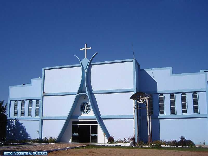 BOA VISTA DA APARECIDA-PR-MATRIZ DE N.SRA.APARECIDA-FOTO:VICENTE A. QUEIROZ - BOA VISTA DA APARECIDA - PR