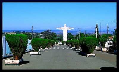 CRISTO, POR DENILSON - BORRAZPOLIS - PR