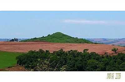 PICO DA CAPELINHA POR J DIAS - BORRAZPOLIS - PR