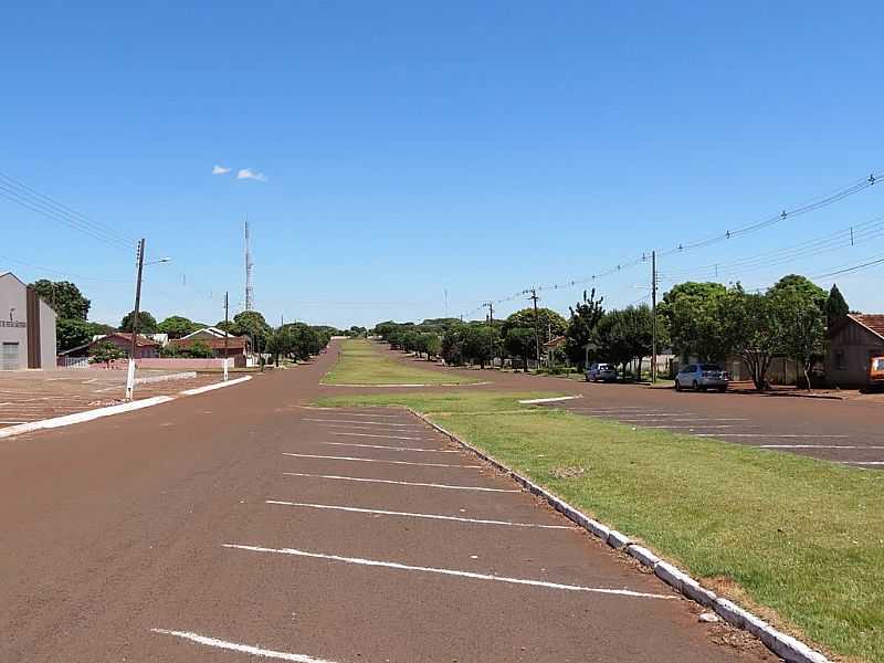 BRAGANTINA-PR-AVENIDA BRASIL-FOTO:RICARDO MERCADANTE - BRAGANTINA - PR