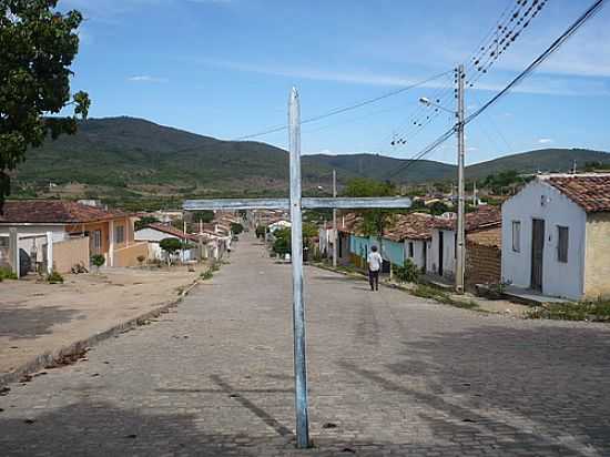 CRUZEIRO NA ENTRADA DA CIDADE DE FRANA-BA-FOTO:BELITARDO - FRANA - BA