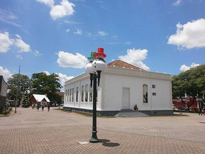 CAMPO LARGO - MUSEU MUNICIPAL DECORAO DE NATAL - FOTO LORENA MOCELIN - CAMPO LARGO - PR