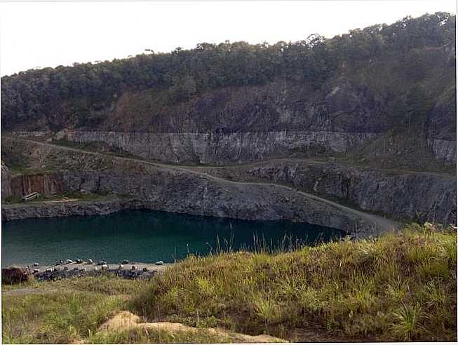 PEDREIRA ORLEANS, POR CLAUDIA - CAMPO MAGRO - PR