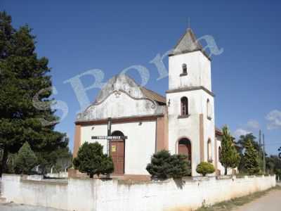 IGREJA CENTENRIA EM CATANDUVA DE FORA CARAMBE , POR ANA PAULA INCIO DA SILVA  - CARAMBE - PR