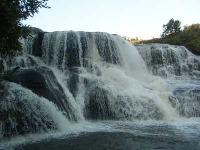 CACHOEIRA DO RIO SO JOO, POR MICHELE ENGELS - CARAMBE - PR