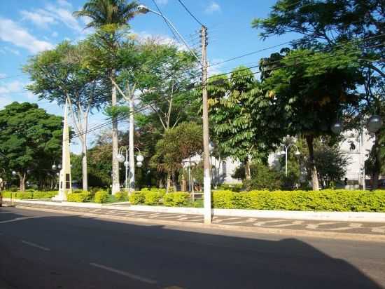 PRAA DA MATRIZ, POR ARCKIMEDES - CARLPOLIS - PR