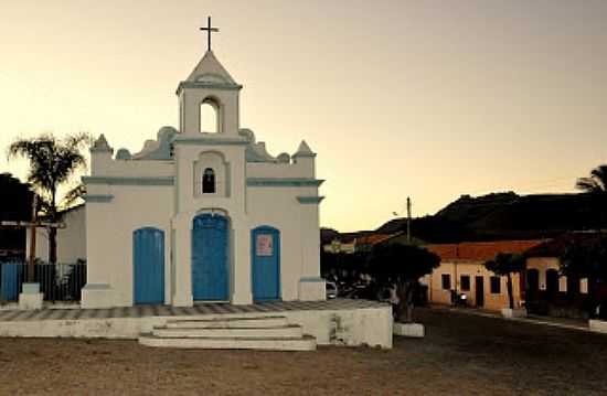 IGREJA DE SANTANA EM GAMELEIRA DO ASSURU-BA-FOTO:POLIANA PINHEIRO - GAMELEIRA DO ASSURU - BA