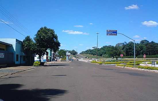 TREVO DE ENTRADA-FOTO:PFAHL - CU AZUL - PR