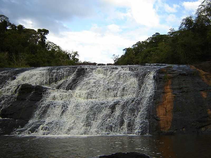 CONGONHINHAS-PR-CACHOEIRA-FOTO:MARCELO CASTRO - CONGONHINHAS - PR