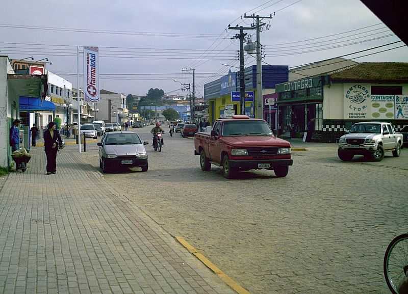 AV. JOO FRANCO, CENTRO DE CONTENDA - PARAN - POR TONY BORRACH  - CONTENDA - PR